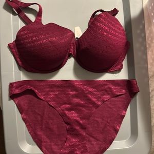 Victoria secret body by Victoria full coverage uplift 36DD w/ low rise bikini